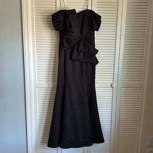 Badgley Mischka formal evening gown – black-size 10-floor length